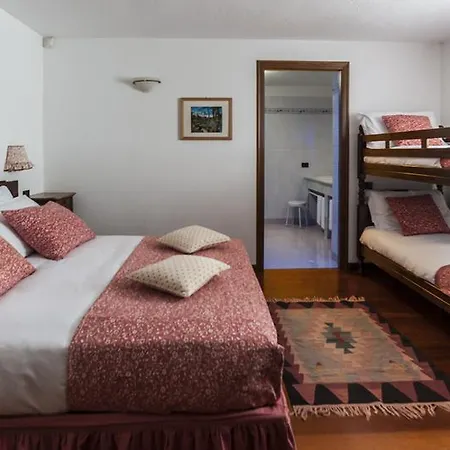 ホテル Cretaz ブレウイル・チェルヴィナイア