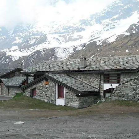 Hotel Cretaz 3*